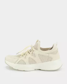 Кроссовки на гибкой легкой подошве