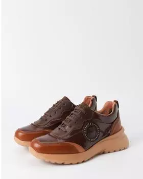 Монохромные кроссовки на шнуровке с технологией подошвы Triflow