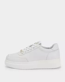 Легкие кеды из натуральной кожи