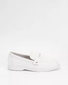 Лоферы, р. 38, цвет Белый