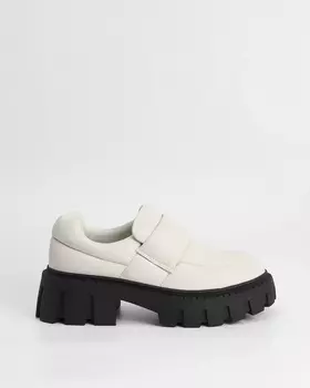 Лоферы, р. 40, цвет Белый