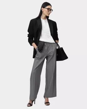 Мягкие брюки прямого кроя из костюмной ткани