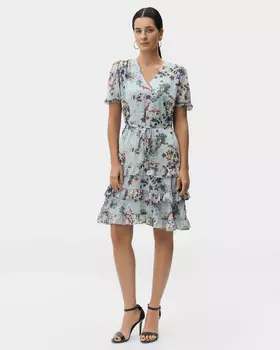 Платье миди с цветочным принтом и рюшами на юбке