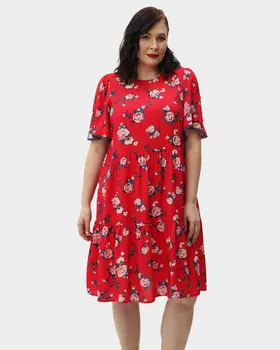 Платье с завышенной линией талии и двухъярусным расклешенным подолом