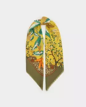 Платок с шерстью в составе