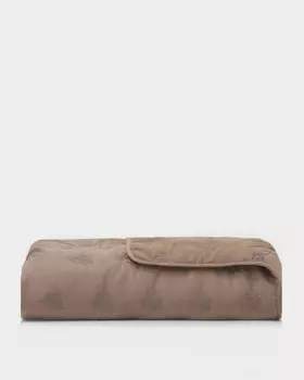 Покрывало с вышивкой