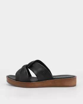 Сабо из натуральной кожи с инновационной стелькой Memotion