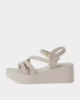 Сандалии из натуральной кожи с эластичной вставкой