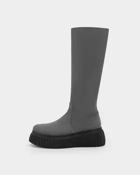 Сапоги из натуральной замши и текстиля на высокой ребристой подошве