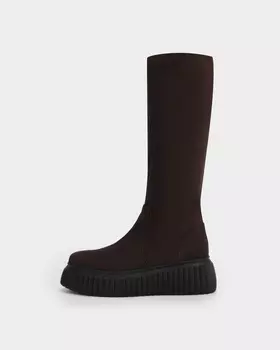 Сапоги из натуральной замши и текстиля на высокой ребристой подошве