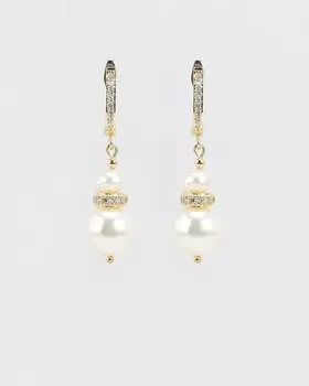Серьги со вставками из натурального жемчуга, цирконов и гематита с золотым гальваническим покрытием