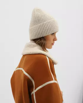 Шапка бини в рубчик