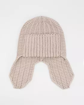 Шапка-ушанка с мягким козырьком и шерстью в составе