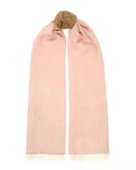 Шарф с бахромой по краям