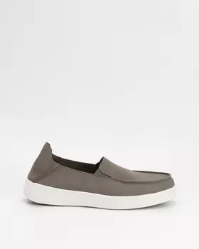 Слипоны облегченной бесподкладочной конструкции с эластичными вставками