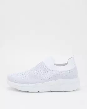 Слипоны, украшенные стразами в тон