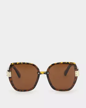 Солнцезащитные очки с поляризационными линзами