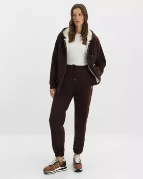 Спортивные брюки с эластичным поясом