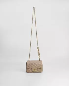 Сумка из натуральной кожи стеганой фактуры с ремнем-кроссбоди с фиксатором и поворотным замком