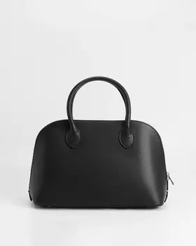 Сумка из натуральной кожи жесткой формы