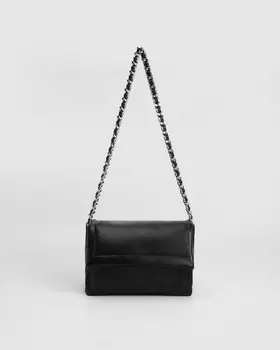 Сумка из искусственной кожи с ручкой-цепью и дополнительным съемным регулируемым ремнем