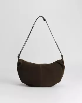 Сумка-хобо из комбинации материалов на молнии с регулируемым ремнем