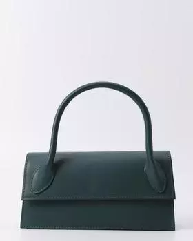 Сумка-багет из натуральной кожи со съемным плечевым ремнем