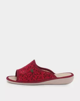 Тапочки c технологиями DEO-Fit и Deo Push