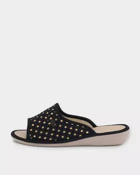 Тапочки c технологиями DEO-Fit и Deo Push