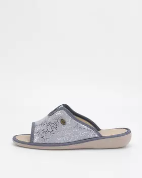 Тапочки с эластичной вставкой с технологиями DEO-Fit и Deo Push