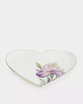 Тарелка в форме сердца