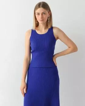 Топ глубокого синего цвета из материала в рубчик