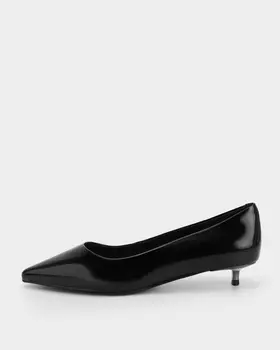 Туфли из натуральной лакированной кожи с заостренной носочной частью