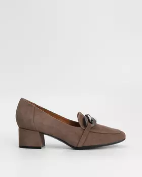 Туфли из натуральной замши на устойчивом каблуке c декором – цепью