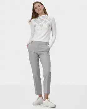 Укороченные зауженные брюки со скрытой застежкой на молнию и крючок