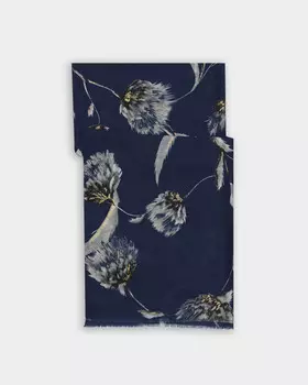 Утепленный шерстью палантин