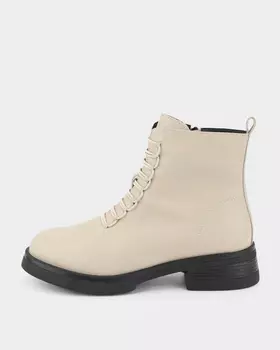 Высокие кожаные ботинки с декоративной шнуровкой и боковой молнией