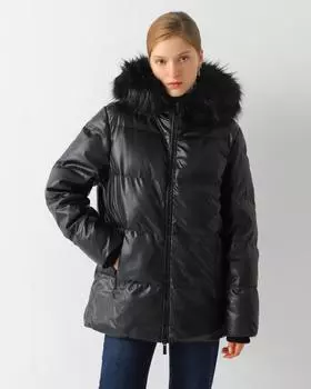 Женская куртка из экокожи с капюшоном с натуральным пухом