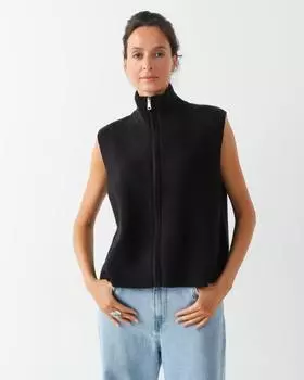 Жилет, р. 42, цвет Черный