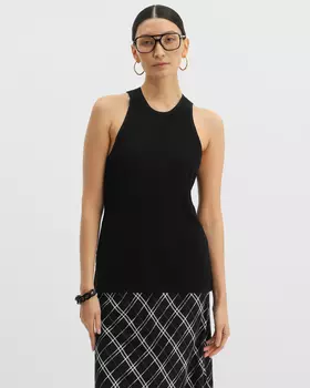 Жилет, р. 46, цвет Черный