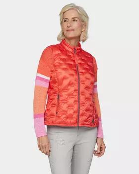 Жилет с термостежкой и двумя боковыми карманами на молниях