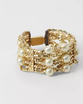 Золотистый браслет с синтетическим жемчугом