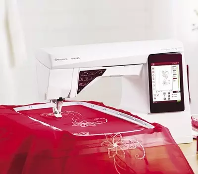 Husqvarna DESIGNER RUBY DELUXE