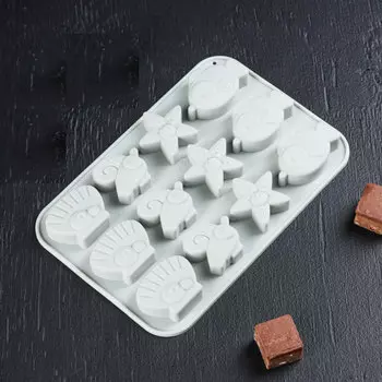 Форма силиконовая 12 ячеек Морская-2