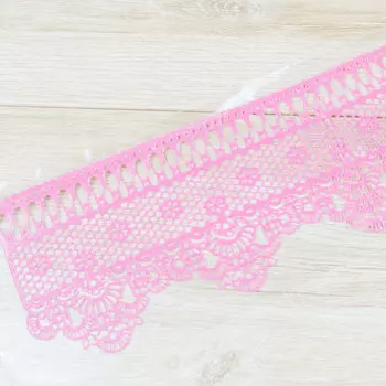 Кружево из айсинга Королевское розовое 1 шт