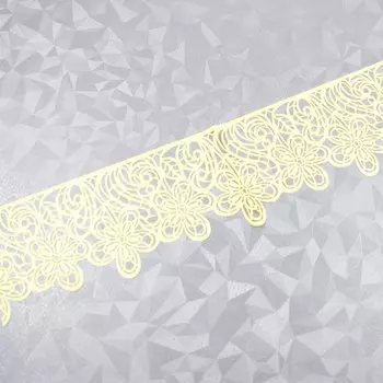 Кружево из айсинга Ромашковое поле желтое 1 шт