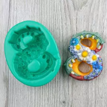 Силиконовый молд 8 Марта ромашки