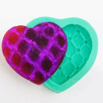 Силиконовый молд Сердце с бусинами