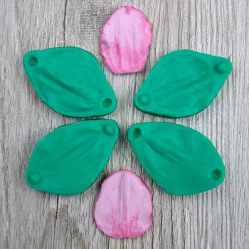 Силиконовый вайнер Лепестки сакуры