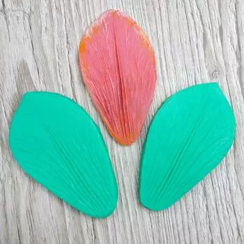 Силиконовый вайнер Лепесток Лилии